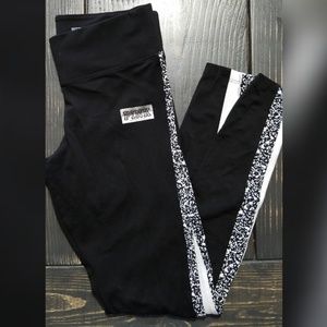 VS Pink Ultimate Yoga Pants